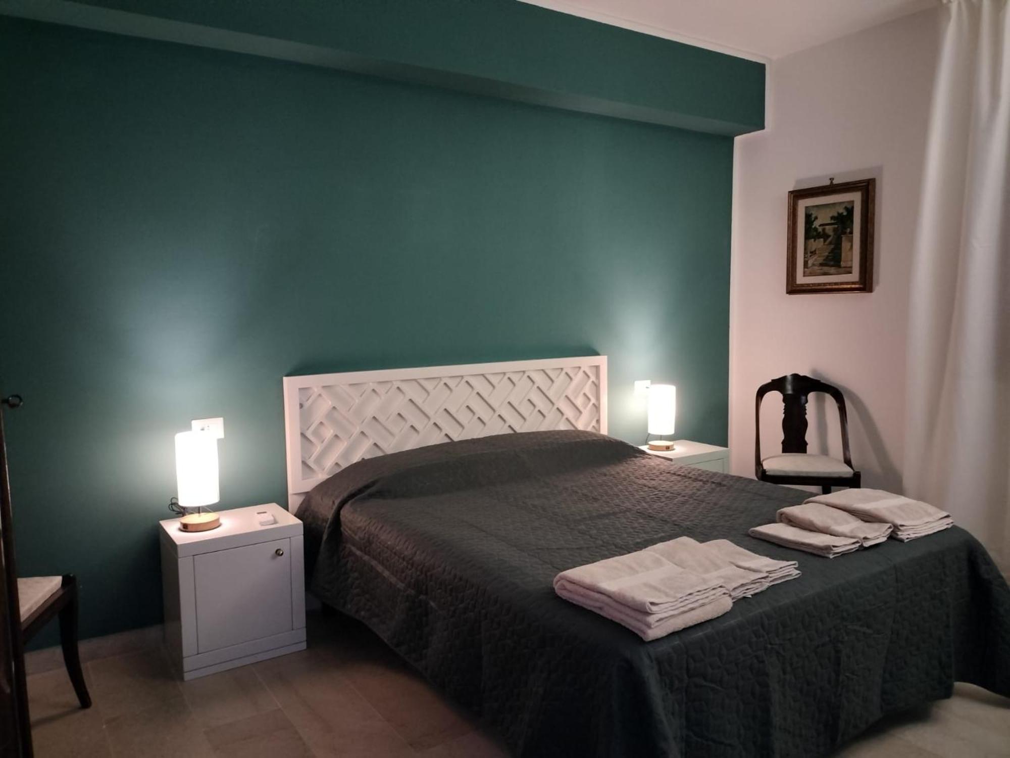 D&P Suites 1 Salemi 外观 照片